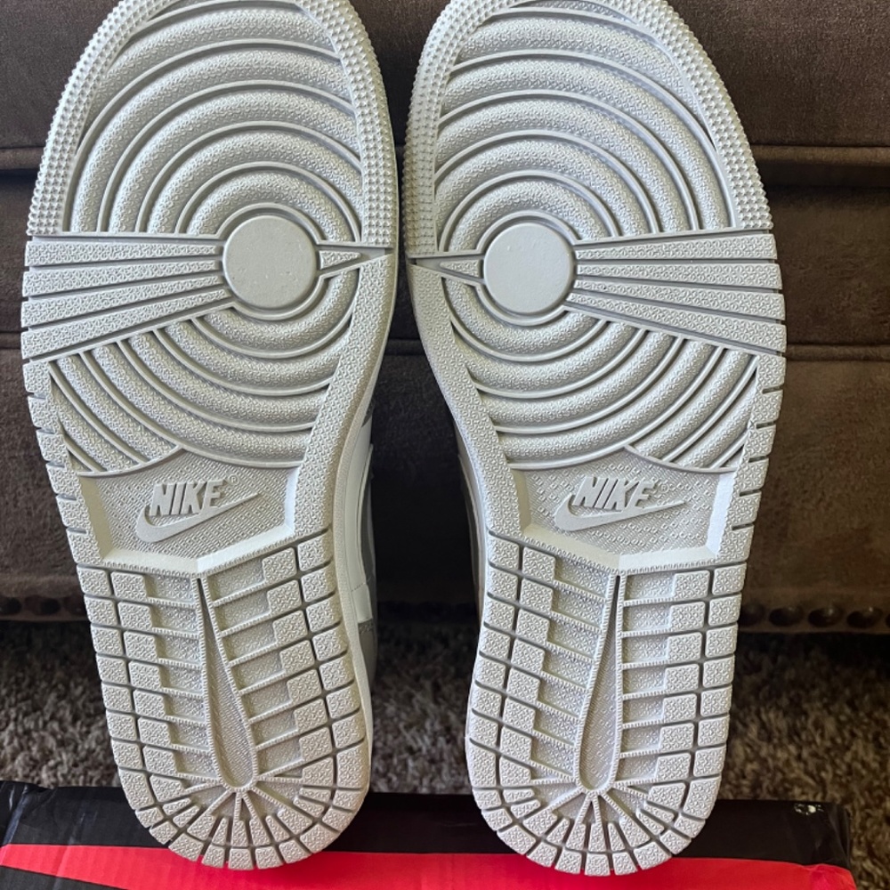 Shoes - Picture 3 of 6